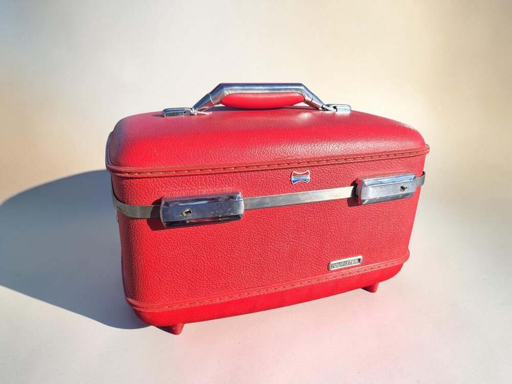 Vintage 1950s American Tourister Red Train Case Luggage MCM Chrome 14"